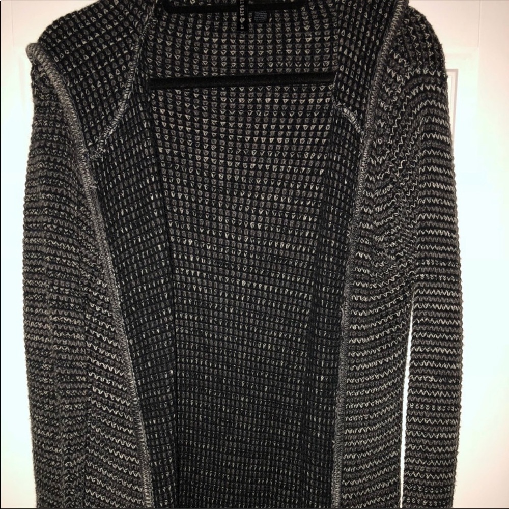 Long grey/black sweater!